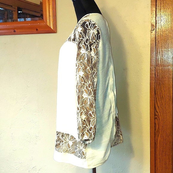 a'reve by Anthropologie Delicate Lace and Linen Tunic - Picture 4 of 9